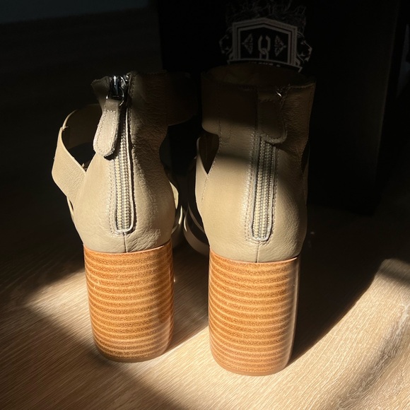 Silent D Tobar Heeled Sandal - Picture 3 of 6